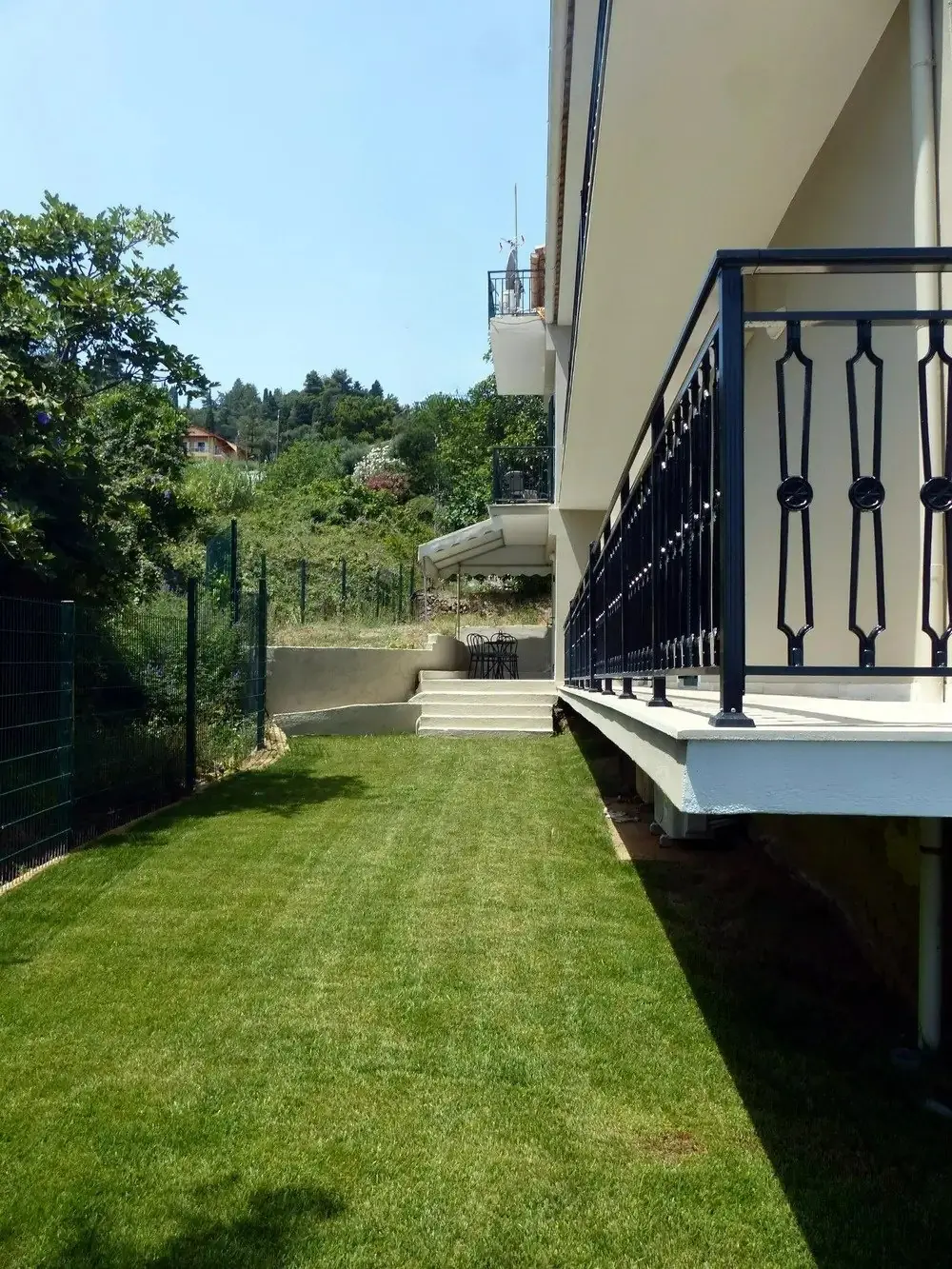 Chillout Luxury Apartments Korfu – Garten seitlich 2